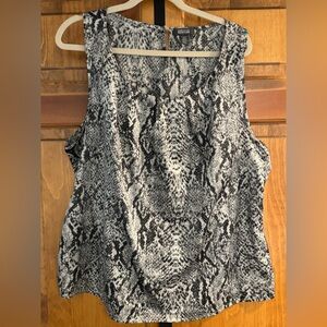 Kenneth Cole Black and White Patterned Tank Top